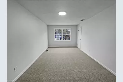 5712 Landerwood Drive, Greensboro, NC 27405 - Photo 14