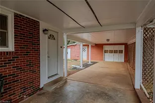 1945 Hilldale Dr, Burlington, NC 27215 - Photo 24