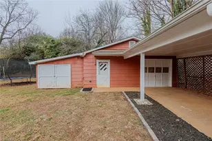 1945 Hilldale Dr, Burlington, NC 27215 - Photo 26