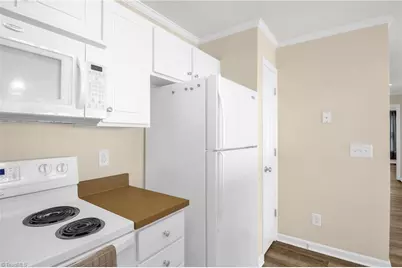 1620 Cherry Blossom Lane #204, Winston-Salem, NC 27127 - Photo 12