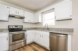 2 Big Buck Ct, Thomasville, NC 27360 - Photo 8