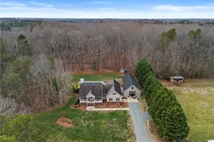 2524 Bellemont-Alamance Rd, Burlington, NC 27215 - Photo 4