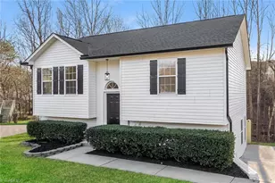 2702 Camillia Cove, High Point, NC 27265 - Photo 2