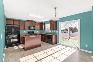 1804 Pine Cove Ct, Winston-Salem, NC 27127 - Photo 10