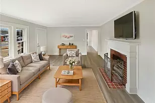 416 Bryan St, Burlington, NC 27215 - Photo 2