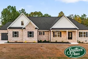 5090 Southern Pnes Dr, Kernersville, NC 27284 - Photo 8