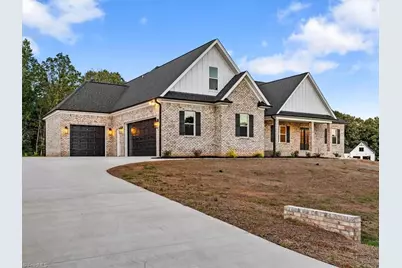 5090 Southern Pines Drive, Kernersville, NC 27284 - Photo 6