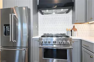 2917 Hayden Pk Ln, Greensboro, NC 27410 - Photo 4