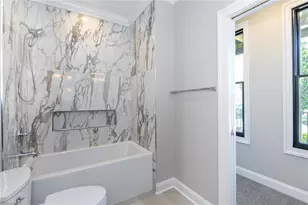 2917 Hayden Pk Ln, Greensboro, NC 27410 - Photo 10