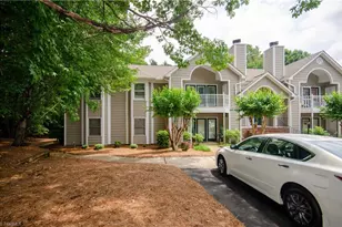 3701 Cotswold Terrace, Greensboro, NC 27410 - Photo 24