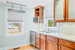 635 Oak Summit Rd, Winston-Salem, NC 27105 - Photo 18