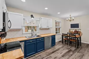 1111 New Hampshire Dr, Jamestown, NC 27282 - Photo 14