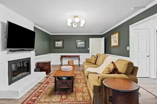 1111 New Hampshire Dr, Jamestown, NC 27282 - Photo 10