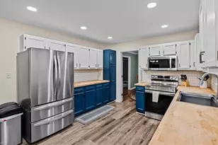 1111 New Hampshire Dr, Jamestown, NC 27282 - Photo 4