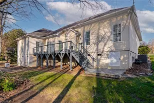 3003 Lodge Dr, Jamestown, NC 27282 - Photo 30