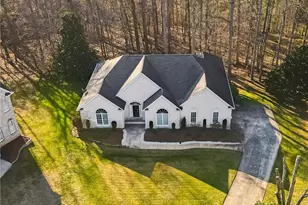 3003 Lodge Dr, Jamestown, NC 27282 - Photo 2