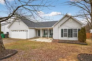 3715 Tuxford Ln, Jamestown, NC 27282 - Photo 2