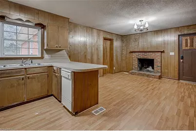 4202 Beaumont Drive, Sophia, NC 27350 - Photo 6