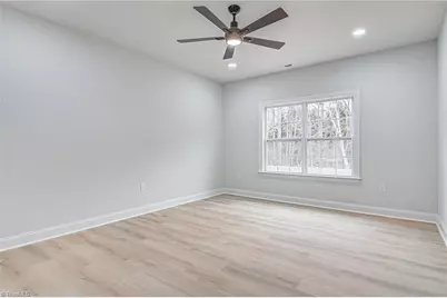 4721 Ridgefall Road, Greensboro, NC 27410 - Photo 10