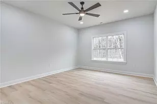 4721 Ridge Fall Rd, Greensboro, NC 27410 - Photo 10