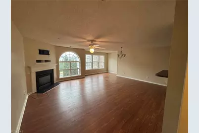 4700 Pennoak Lane #E, Greensboro, NC 27407 - Photo 6