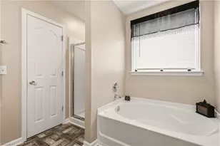 2165 Cliffvale Dr, High Point, NC 27262 - Photo 20