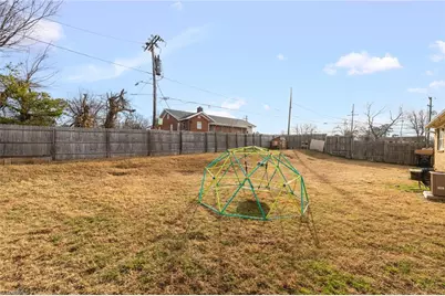 1402 Wayside Drive, Greensboro, NC 27405 - Photo 30