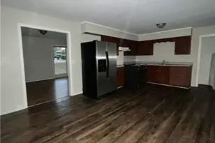 1301 Highland Ave, Winston-Salem, NC 27101 - Photo 4