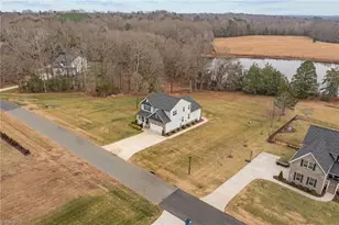 1432 Kernodle Lndg Dr, Burlington, NC 27217 - Photo 36