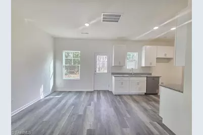 429 Tate Street, High Point, NC 27260 - Photo 6