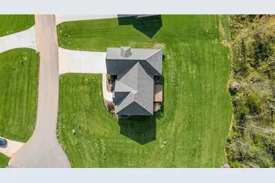 184 Providence Trail, Madison, NC 27025 - Photo 2