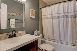 1040 Still Point Dr, Winston-Salem, NC 27103 - Photo 12