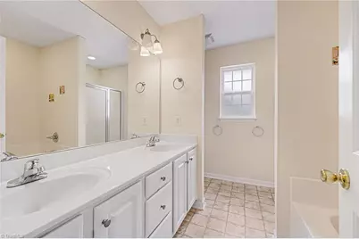 4512 Ridgefall Road, Greensboro, NC 27410 - Photo 12