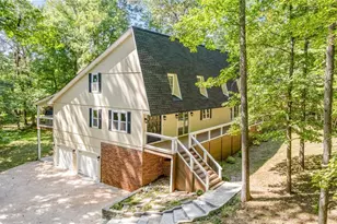 4806 Trailwood Dr, Greensboro, NC 27407 - Photo 2