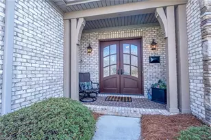 5584 Foxgate Cir, Winston-Salem, NC 27106 - Photo 2