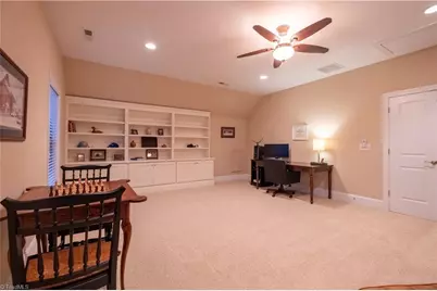 5584 Foxgate Circle, Winston-Salem, NC 27106 - Photo 28