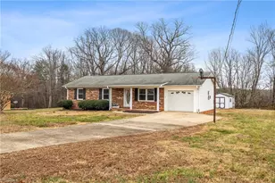 313 Benbow Dr, East Bend, NC 27018 - Photo 2