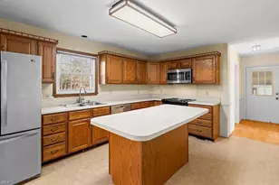 5371 NW School Rd, Greensboro, NC 27409 - Photo 12