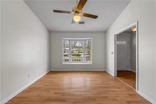 4201 Edith Ln, Greensboro, NC 27409 - Photo 8