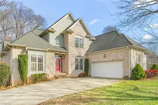 6505 Heron Point Ct, Belews Creek, NC 27009 - Photo 2