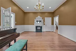 408 S Main St, Reidsville, NC 27320 - Photo 6