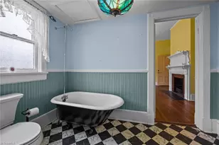 408 S Main St, Reidsville, NC 27320 - Photo 12