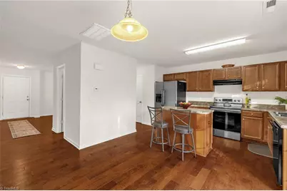 1372 Waverly Street, Winston-Salem, NC 27127 - Photo 4