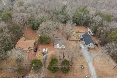 1811 Lazy Lane, High Point, NC 27265 - Photo 36