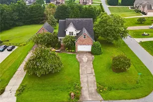 112 Redberry Ln, Winston-Salem, NC 27107 - Photo 4