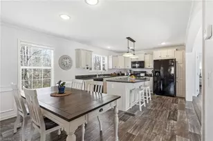 220 Circle St, Millers Creek, NC 28651 - Photo 2