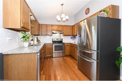 310 Idolbrook Drive, Greensboro, NC 27406 - Photo 4