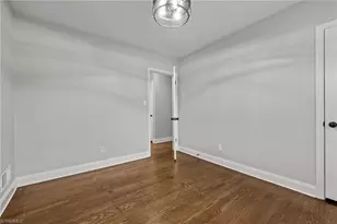 3403 Wilshire Dr, Greensboro, NC 27408 - Photo 14