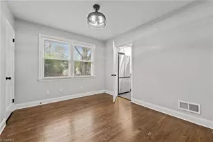 3403 Wilshire Dr, Greensboro, NC 27408 - Photo 12