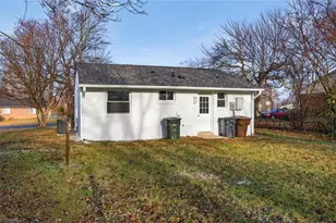 2403 Madre Pl, Greensboro, NC 27406 - Photo 16